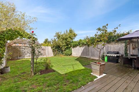undefined, 3 Earls Grange, Earls Croome, Worcester, Worcestershire