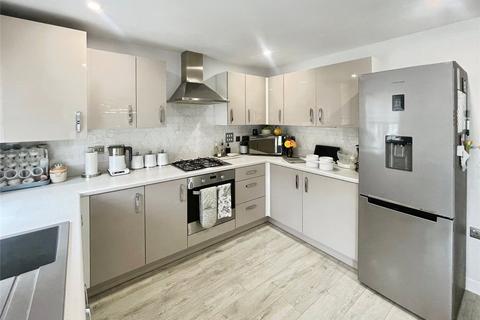 27 Dunnock Road, Harlow, CM17 0GH