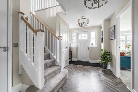 4 bedroom detached house for sale, Skylark Way, Sawston CB22