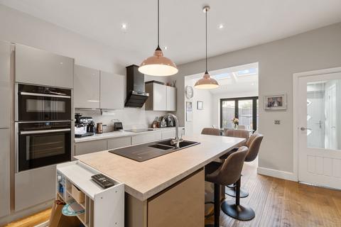 4 bedroom terraced house for sale, Waverley Terrace, Halifax HX3
