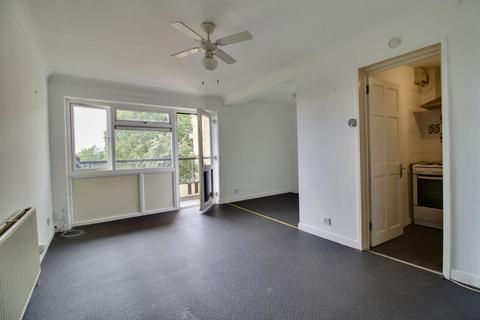 1 bedroom flat for sale, Ryedene Place, Basildon SS16