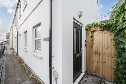 3 bedroom terraced house for sale, Upper Bath Street, Cheltenham, Gloucestershire