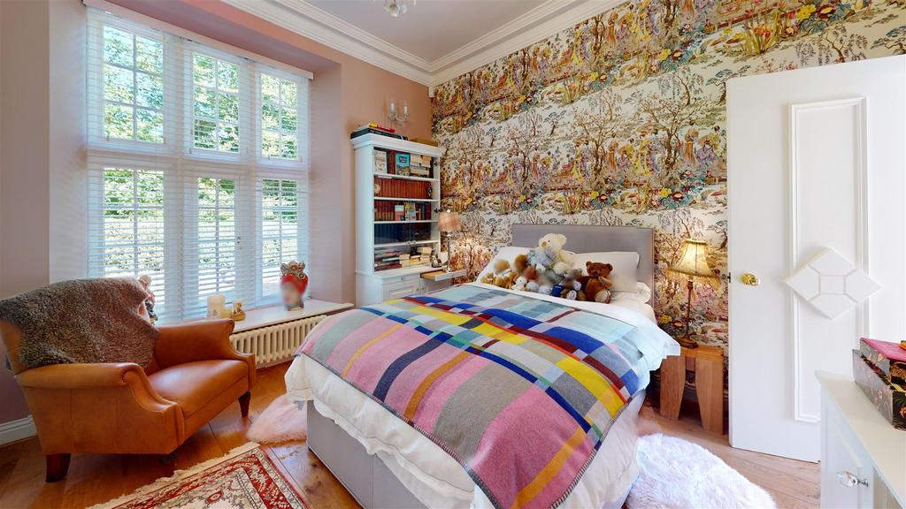Eshton-Hall-Bedroom 1.jpg