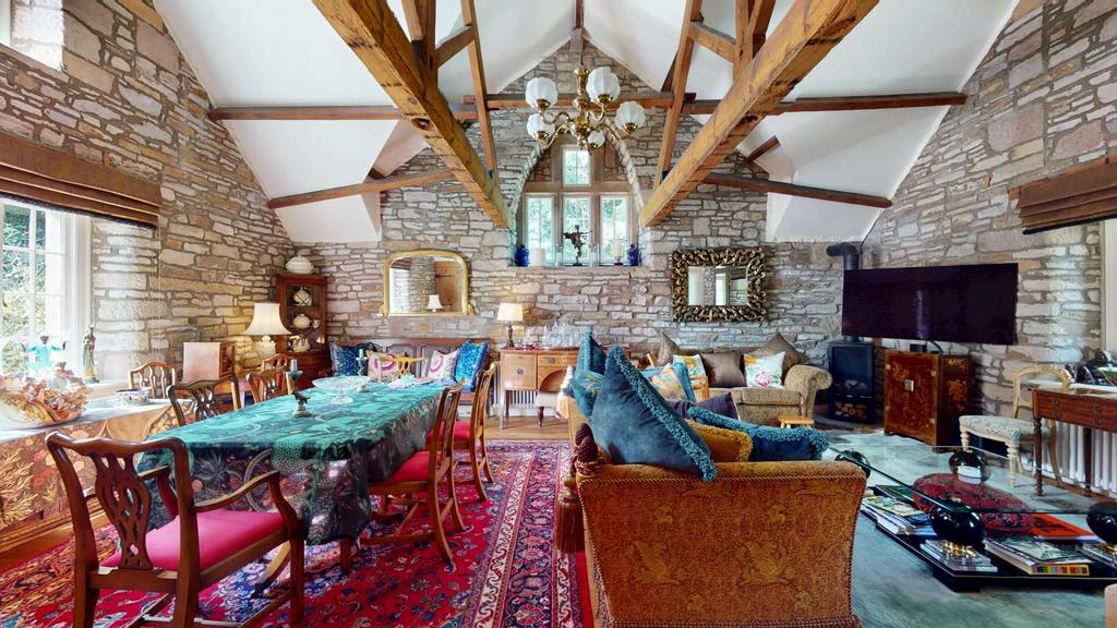 Eshton-Hall-09082025 174420.jpg