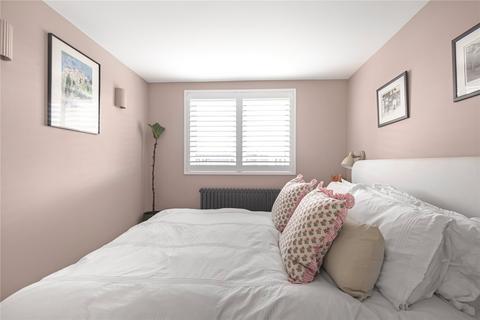 16 Alston Road, London, SW17 0TP