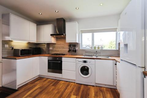 64 Endfield Road, Sheffield, S5 9BD