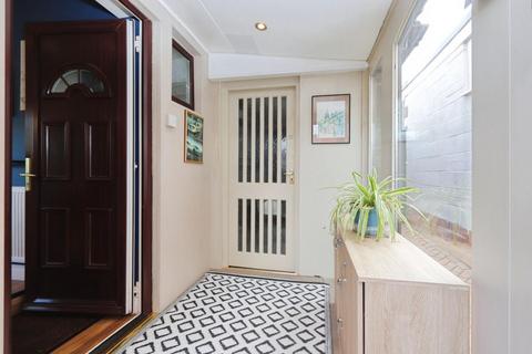64 Endfield Road, Sheffield, S5 9BD