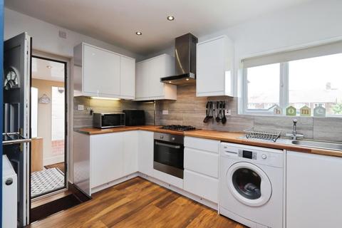 64 Endfield Road, Sheffield, S5 9BD
