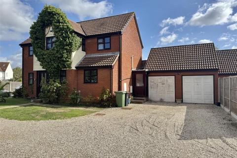 5 bedroom detached house for sale, Vicarage Meadow, Southminster