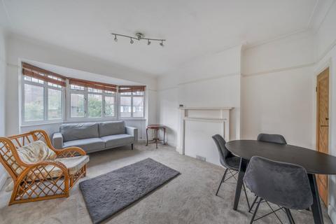 3 bedroom flat for sale, Woodleigh Gardens, Streatham, London, SW16