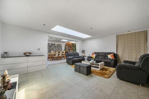 undefined, Tyn-y-Parc Road, Cardiff CF14