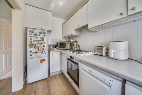 2 bedroom end of terrace house for sale, Horseshoe Crescent, Burghfield Common, Reading