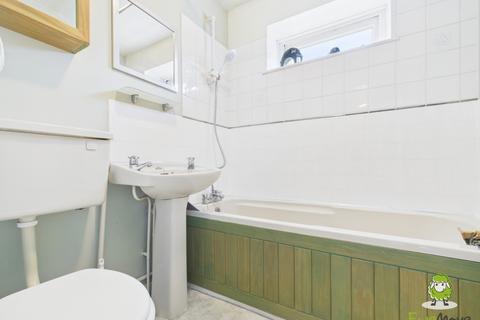 undefined, LONGACRE RISE, CHINEHAM, BASINGSTOKE, HAMPSHIRE, RG24