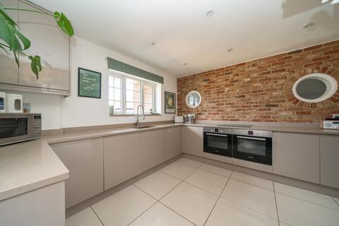 undefined, Hemel Hempstead HP2