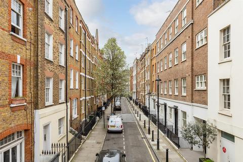2 bedroom apartment for sale, Gosfield Street, Marylebone, W1