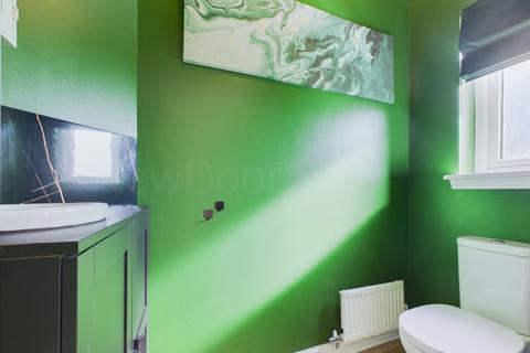 2 Forge Crescent, Bishopton, PA7 5FJ