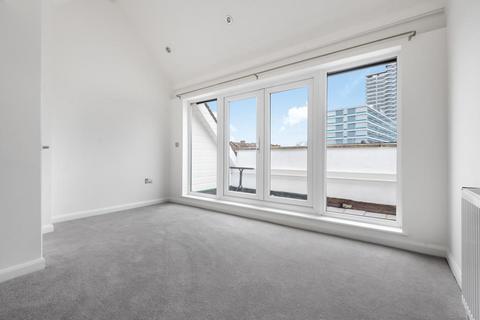 undefined, Surbiton,  Surrey,  KT6
