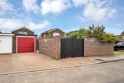 3 bedroom detached house for sale, Auborn Gardens, Netherton, Peterborough, PE3