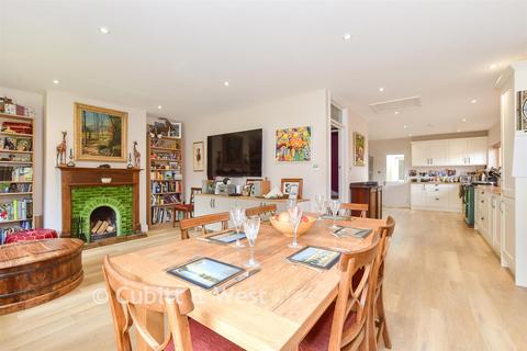 4 bedroom detached house for sale, St. John's Avenue, Leatherhead, Surrey
