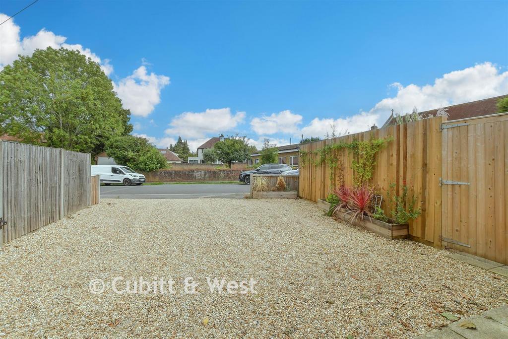 Driveway/Parking