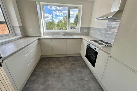2 bedroom detached bungalow for sale, Halifax Road, Liversedge