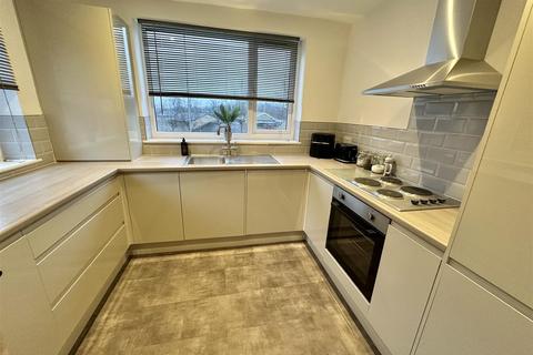 2 bedroom detached bungalow for sale, Halifax Road, Liversedge