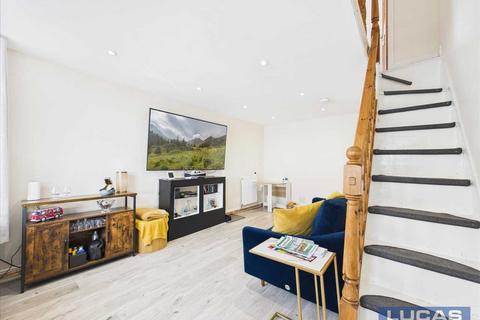 undefined, Fair View, Newborough