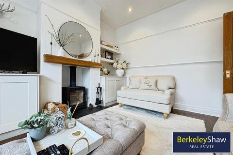 22 Cedar Grove, Waterloo, Liverpool, L22 2AE