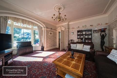 undefined, Wye Grove, Buxton