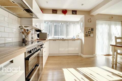 3 bedroom detached house for sale, Sandfield Road, Arnold