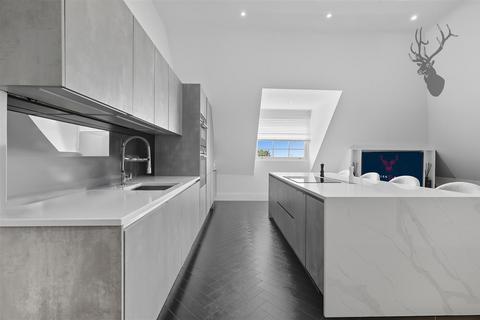 undefined, Manor Road, Chigwell IG7