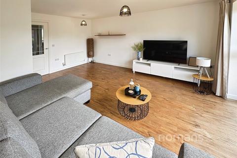 24 Elk Path, Three Mile Cross, Reading, RG7 1WE