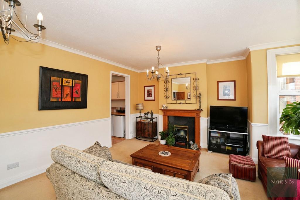 Living Room / Dining Room