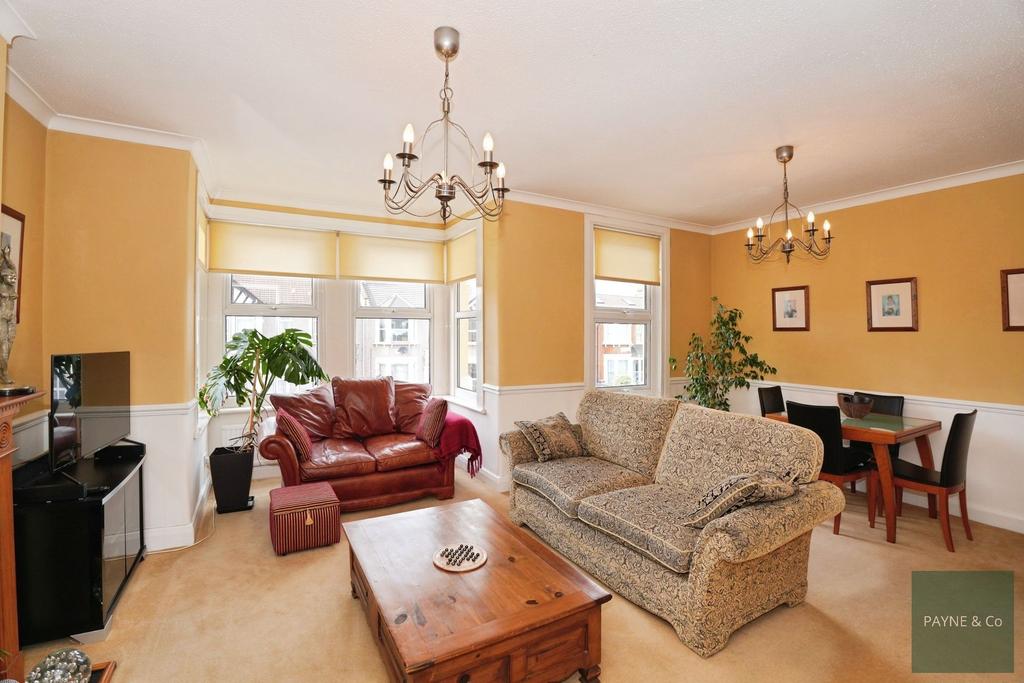 Living Room / Dining Room