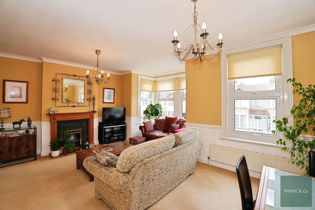 Living Room / Dining Room