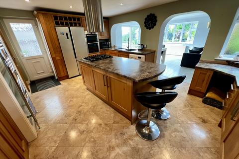 4 bedroom detached house for sale, Luton Road, Cleveleys FY5