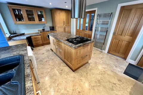 4 bedroom detached house for sale, Luton Road, Cleveleys FY5