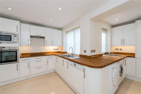 3 bedroom apartment to rent, Avenue Road, St. John's Wood, London, NW8
