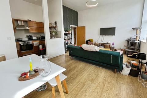 1 bedroom flat for sale, Houseman Crescent, West Didsbury, Manchester, M20