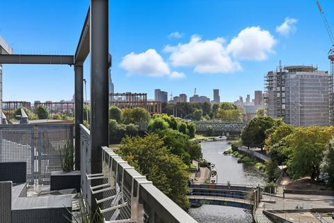 2 bedroom flat for sale, Island House, London E3