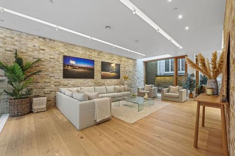 undefined, Bingham Place, London. W1U 5AT