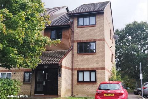 undefined, Colet Close, Palmers Green, N13