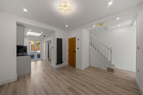 undefined, William Road, Sutton SM1