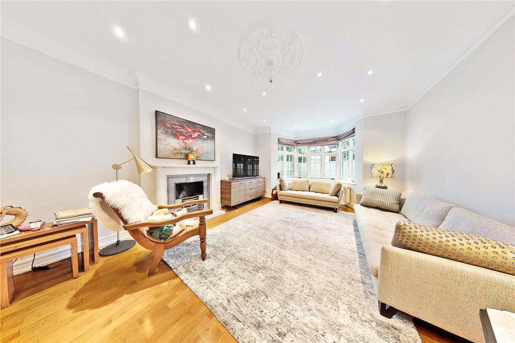 West Heath Drive, Golders Green, London, NW11 5 bed semidetached house
