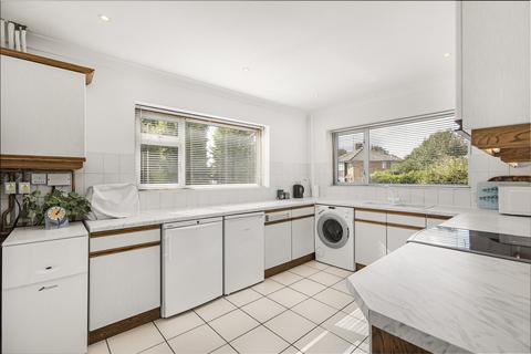 4 bedroom detached house for sale, Charlton Village Road, Wantage, OX12