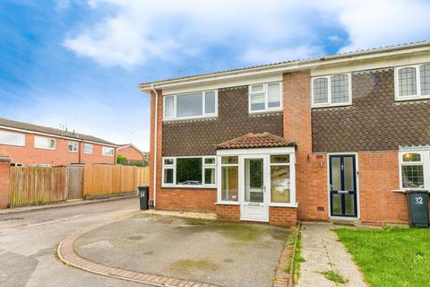 3 bedroom end of terrace house for sale, Whitnash Close, Balsall Common