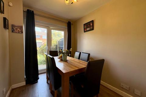 4 bedroom semi-detached house for sale, Maliston Road Great Sankey, Warrington