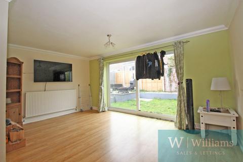 3 bedroom bungalow for sale, St. Edmunds Walk, Wootton Bridge, Ryde, Isle of Wight