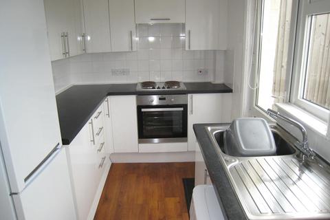 4 bedroom terraced house to rent, Carlyle Avenue, Brighton BN2