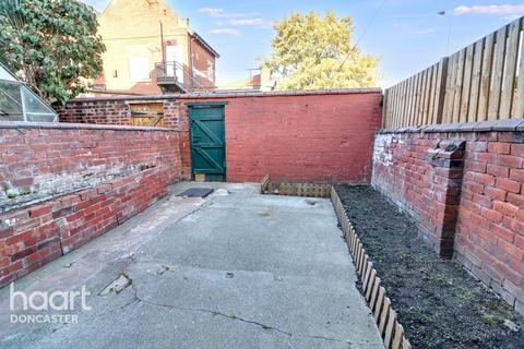 25 Alder Grove, Doncaster, DN4 8RF